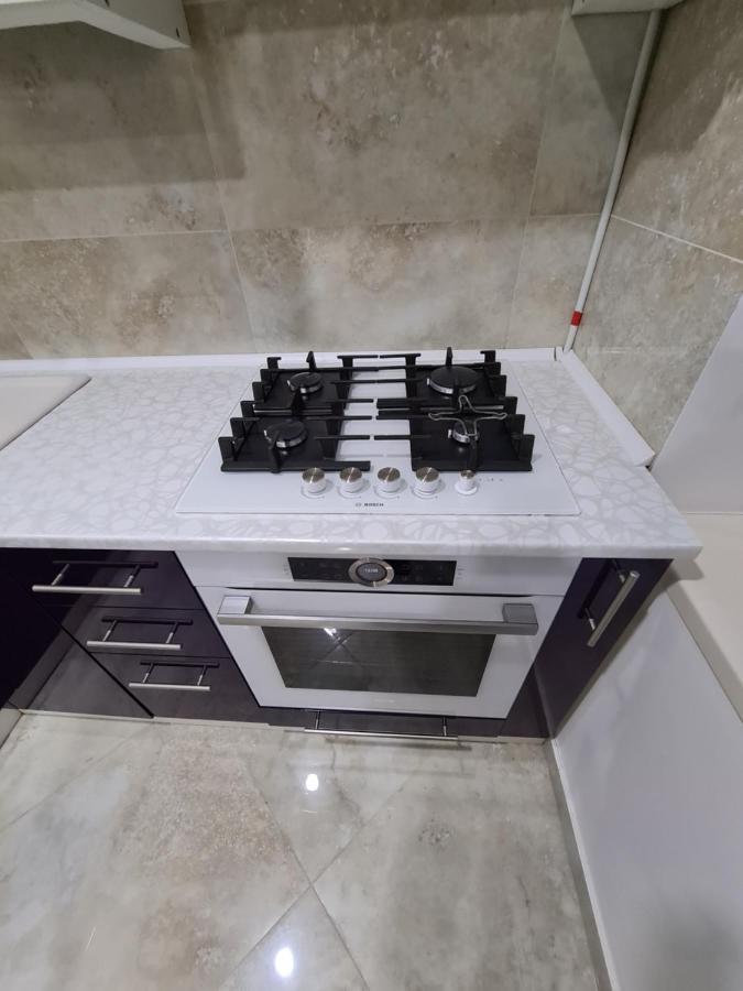 127-Avenue Apartment Чернивци Екстериор снимка